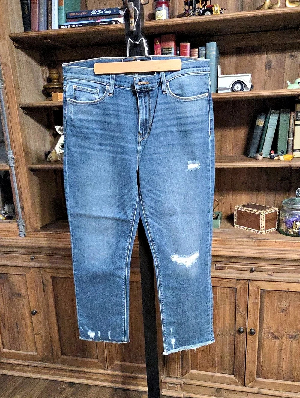 Hudson Nico Midrise Straight Leg Jeans Waist 32 Blue NWT